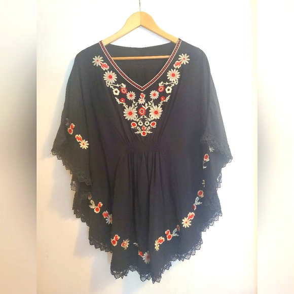 Women's V-Neck batwing blouse - Picture 1 of 4